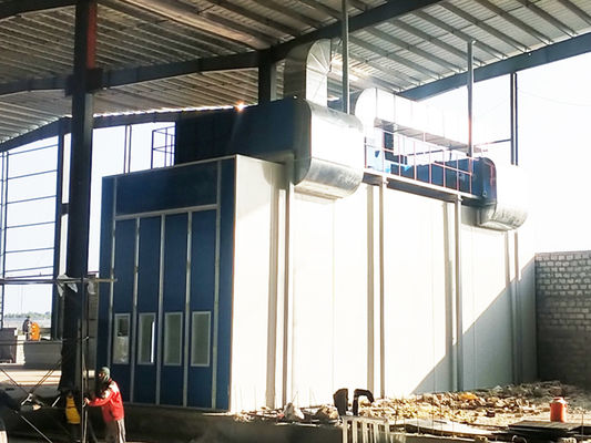 De aangepaste Cabine van de Busnevel met Ventilator op de Hoogste Zijzaal van de Uitlaatverf